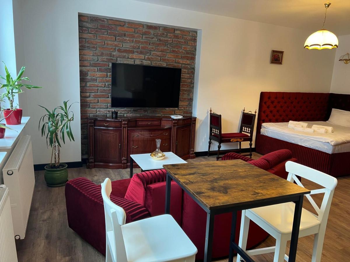 Apartamenty Pod Katedra Bielsko-Biała Ngoại thất bức ảnh