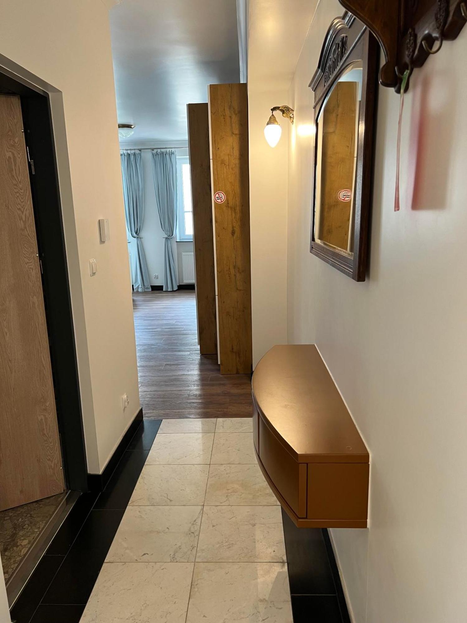 Apartamenty Pod Katedra Bielsko-Biała Ngoại thất bức ảnh