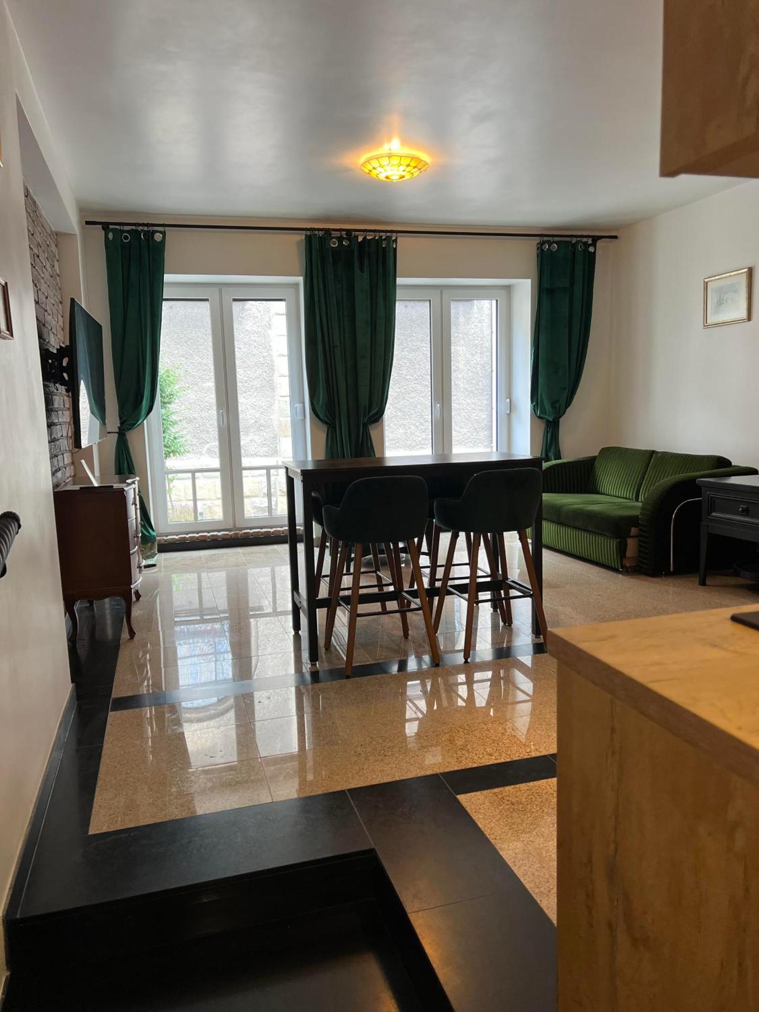 Apartamenty Pod Katedra Bielsko-Biała Ngoại thất bức ảnh